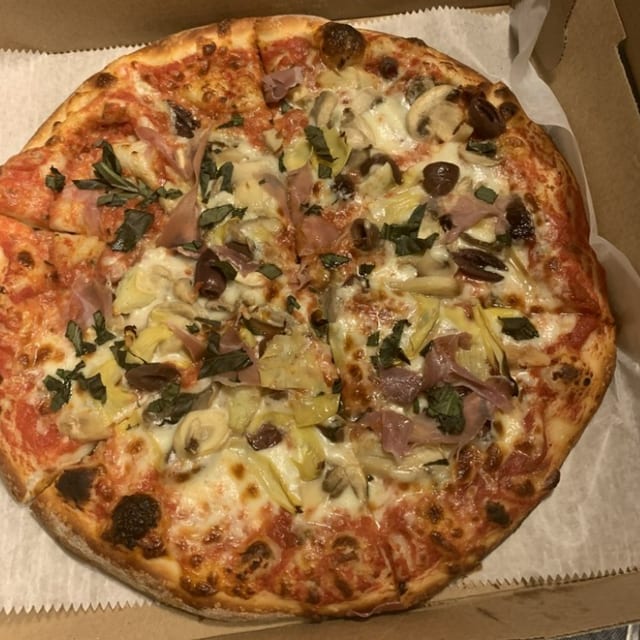 Quattro Pizza (Large (14")).